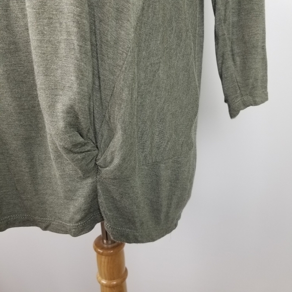 June and Delaney shirt, sz L - Picture 6 of 6